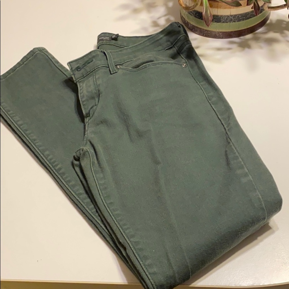 Levi’s Modern Rise Skinny